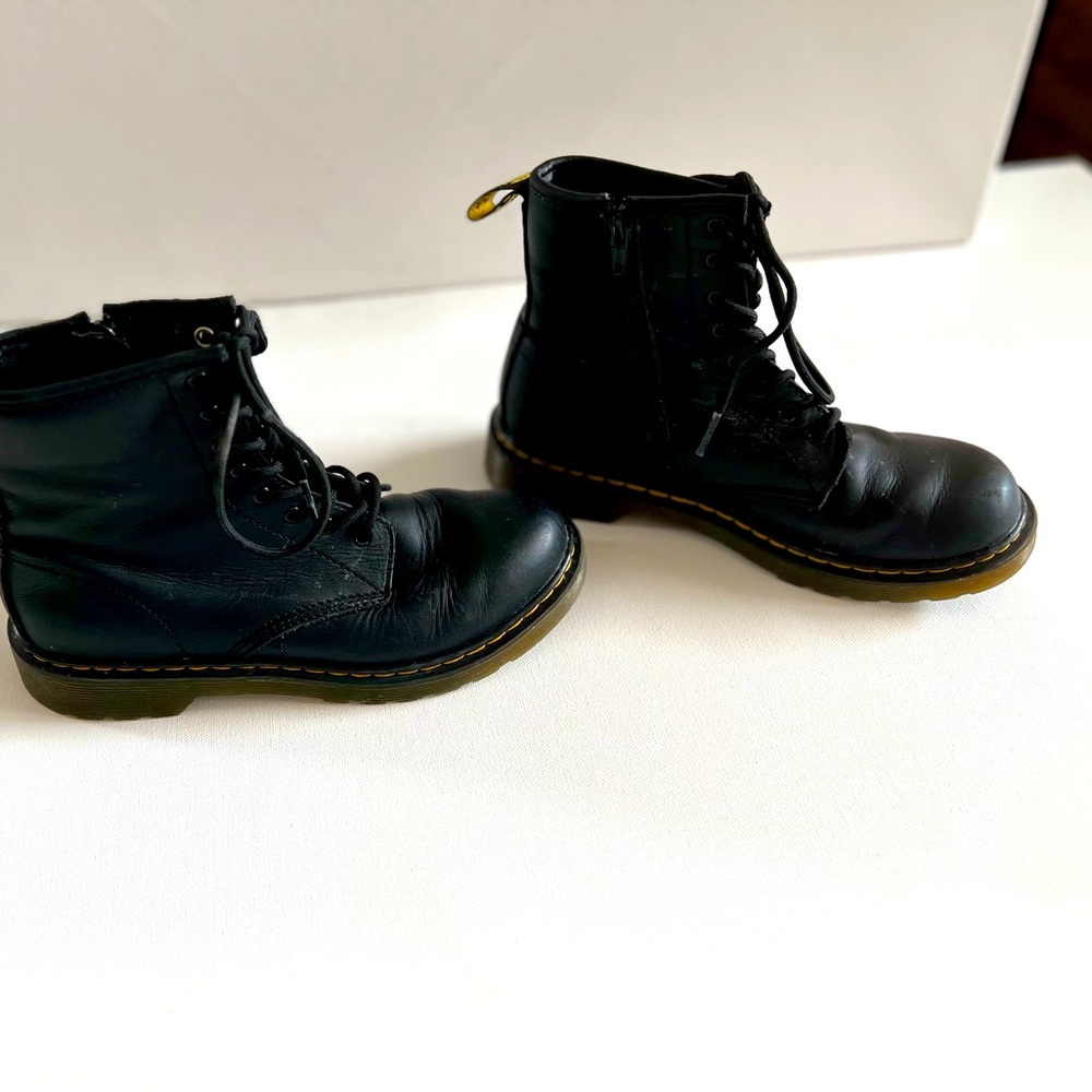 Dr Martens black boots size 6